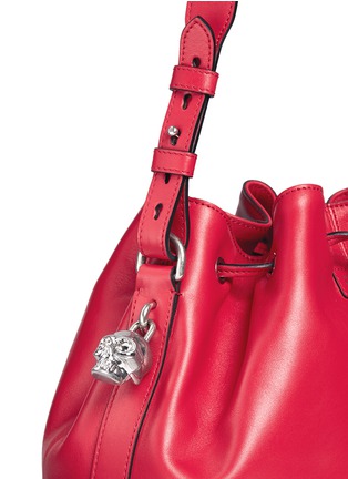 Detail View - Click To Enlarge - ALEXANDER MCQUEEN - 'Padlock Secchiello' leather bucket bag
