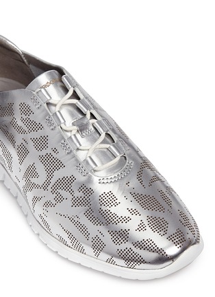 Detail View - Click To Enlarge - COLE HAAN - 'Zerogrand' metallic perforated sneakers