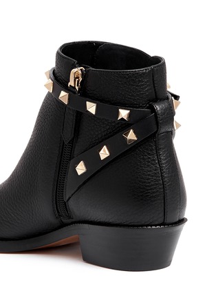 Detail View - Click To Enlarge - VALENTINO GARAVANI - 'Rockstud' ankle strap leather cowboy boots