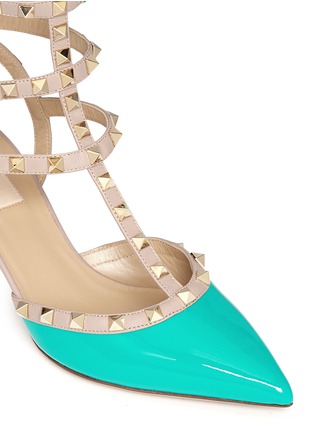 Detail View - Click To Enlarge - VALENTINO GARAVANI - 'Rockstud' caged patent leather pumps