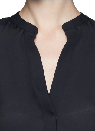 Detail View - Click To Enlarge - VINCE - Collarless silk blouse
