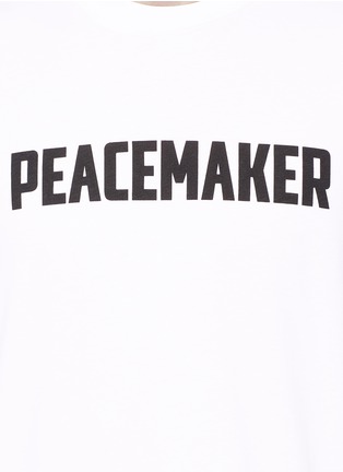 Detail View - Click To Enlarge - OAMC - 'Peacemaker' bulldog print T-shirt