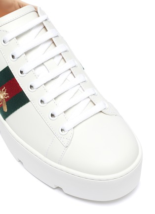 Detail View - Click To Enlarge - GUCCI - 'New Ace' bee embroidered web stripe platform leather sneakers