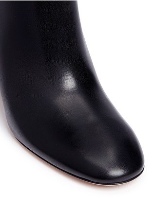 Detail View - Click To Enlarge - GUCCI - Faux pearl scalloped cuff leather boots