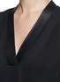 Detail View - Click To Enlarge - VINCE - Cap sleeve leather trim silk top