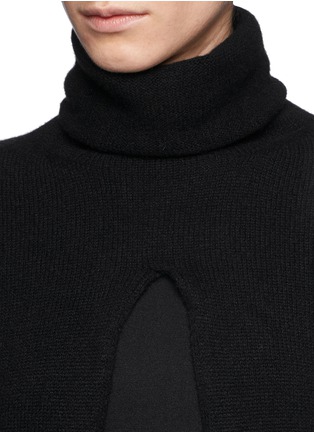 Detail View - Click To Enlarge - THE ROW - Petra turtleneck knit cape