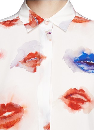 Detail View - Click To Enlarge - MSGM - Lipstick print silk shirt