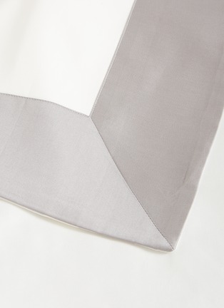 Detail View - Click To Enlarge - FRETTE - Bold King Size Duvet Set – Slate Grey/Milk