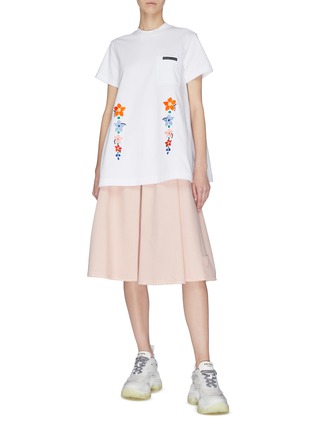 Figure View - Click To Enlarge - PRADA - Floral embroidered T-shirt