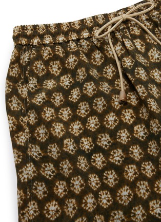  - NANUSHKA - Batik print shorts