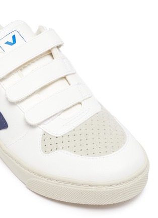Detail View - Click To Enlarge - VEJA - 'V-10' vegan leather kids sneakers