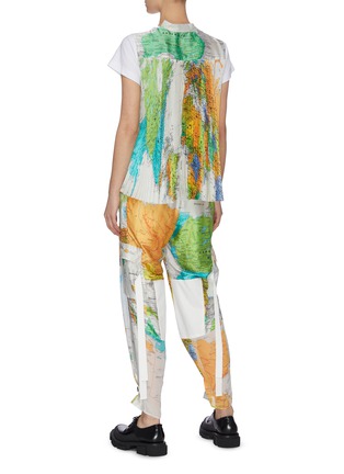 Figure View - Click To Enlarge - SACAI - World map graphic print pleat back top