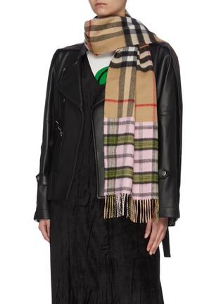 Figure View - Click To Enlarge - BURBERRY - Giant check cashmere-wool blend scarf