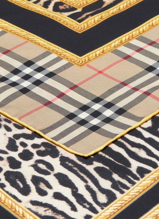 Detail View - Click To Enlarge - BURBERRY - Check leopard archive print silk scarf