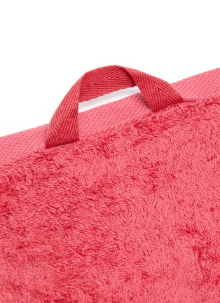 Detail View - Click To Enlarge - TEKLA - Organic Cotton Washcloth – Goji Red