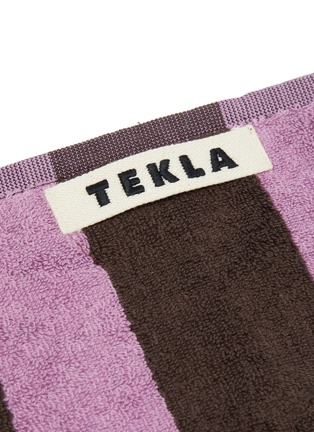 Detail View - Click To Enlarge - TEKLA - Organic Cotton Washcloth – Purple and Brown