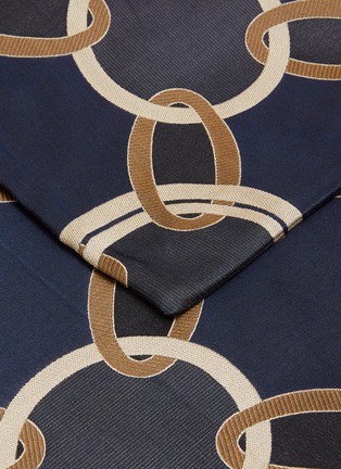 Detail View - Click To Enlarge - FRETTE - Chains Cushion – Navy/Savage