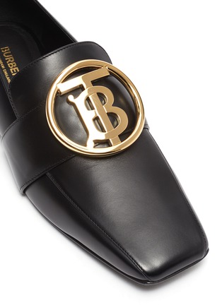 Detail View - Click To Enlarge - BURBERRY - Logo embellished leather loafers