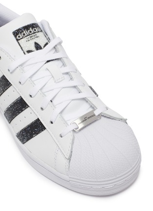 Detail View - Click To Enlarge - ADIDAS - 'Superstar' Swarovski crystal lace-up sneakers