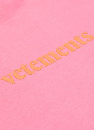  - VETEMENTS - Logo print oversized T-shirt