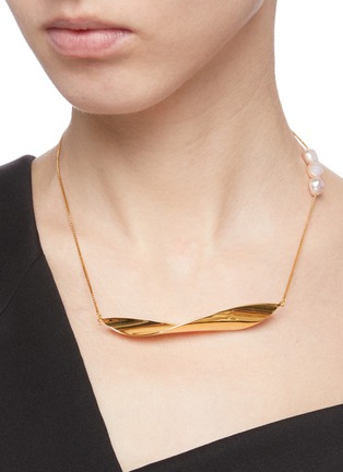 Figure View - Click To Enlarge - MING YU WANG - 'Leaf' freshwater pearl 18k gold plated pendant necklace