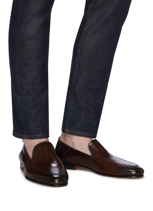 Figure View - Click To Enlarge - SANTONI - 'Carlos' flexi leather step down loafers