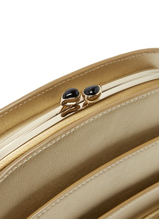 Detail View - Click To Enlarge - GABO GUZZO - Millefoglie C layered leather clutch