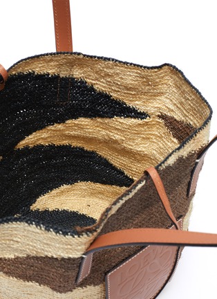 Detail View - Click To Enlarge - LOEWE - 'Paula's Ibiza Shigra' woven agave shoulder bag