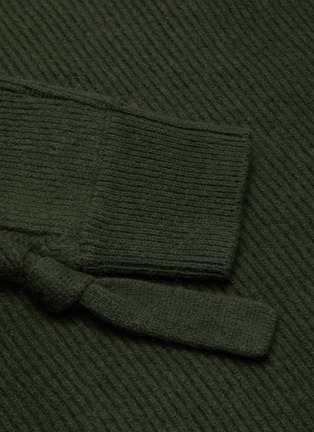  - JW ANDERSON - Cable detail turtleneck sweater