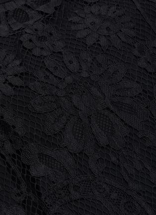  - TOGA ARCHIVES - Lace detail pleated shorts