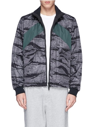 Main View - Click To Enlarge - MONCLER - 'Gauguin' camouflage reversible jacket