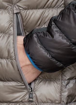 Detail View - Click To Enlarge - MONCLER - 'Arsenal' hooded down jacket
