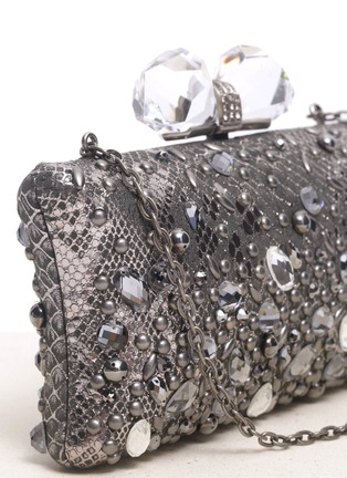 Detail View - Click To Enlarge - OVERTURE JUDITH LEIBER - Vanessa metallic leather clutch