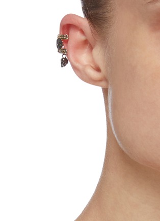 Figure View - Click To Enlarge - ALEXANDER MCQUEEN - Skull and seal embellished cuff earrings