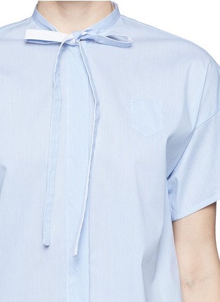Detail View - Click To Enlarge - NO.21 - Pinstripe poplin tie neck shirt