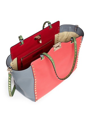 Detail View - Click To Enlarge - VALENTINO GARAVANI - 'Rockstud' medium Italian Pop leather tote