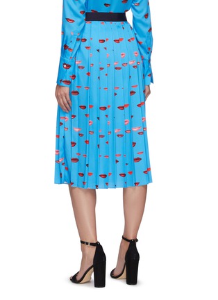Back View - Click To Enlarge - VICTORIA, VICTORIA BECKHAM - Lips print pleated midi skirt