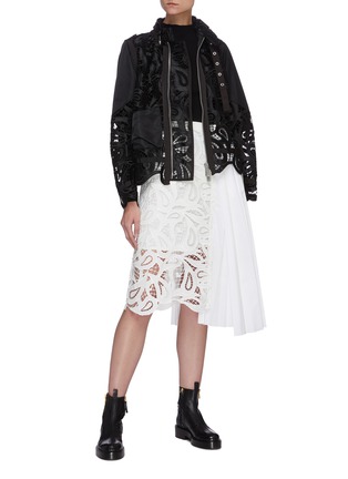 Figure View - Click To Enlarge - SACAI - Paisley lace buckle neck panel jacket