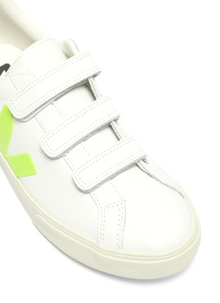 Detail View - Click To Enlarge - VEJA - '3-Lock' triple velcro strap leather sneakers