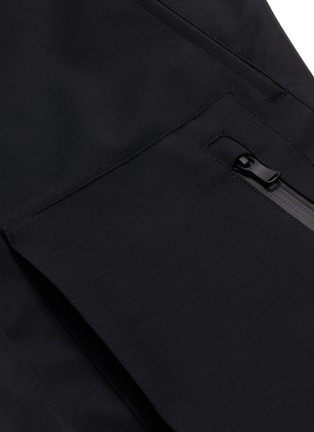  - THE VIRIDI-ANNE - Water repellent tech belted pants