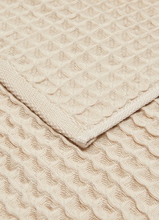 Detail View - Click To Enlarge - UCHINO - Air Waffle washcloth – Beige