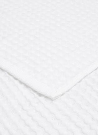 Detail View - Click To Enlarge - UCHINO - Air Waffle hand towel – White