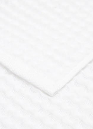 Detail View - Click To Enlarge - UCHINO - Air Waffle washcloth – White