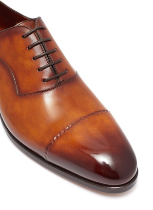 Detail View - Click To Enlarge - MAGNANNI - Leather round toe wholecut oxford shoes