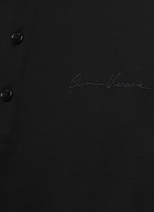 Detail View - Click To Enlarge - VERSACE - Embroidered collar Gianni Versace signature polo shirt