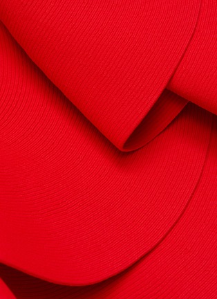 Detail View - Click To Enlarge - ALEXANDER MCQUEEN - Off shoulder ruffle hem rib knit mini dress