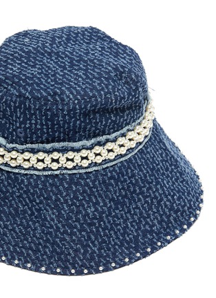 Detail View - Click To Enlarge - LAURENCE & CHICO - Pearl embellished frayed denim bucket hat