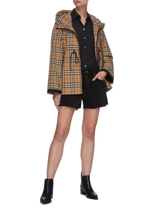 Figure View - Click To Enlarge - BURBERRY - Vintage check hooded jacket