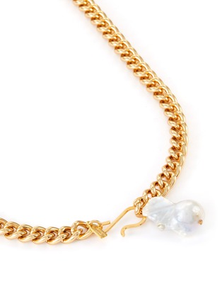Detail View - Click To Enlarge - KENNETH JAY LANE - Baroque pearl charm link chain necklace