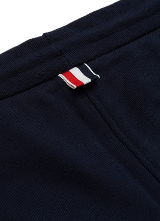  - THOM BROWNE - Stripe logo patch drawstring waist cotton sweatshorts